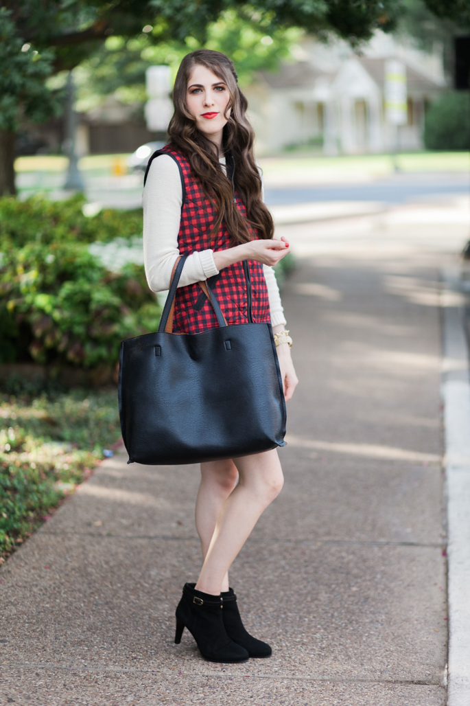 oversized-black-leather-tote