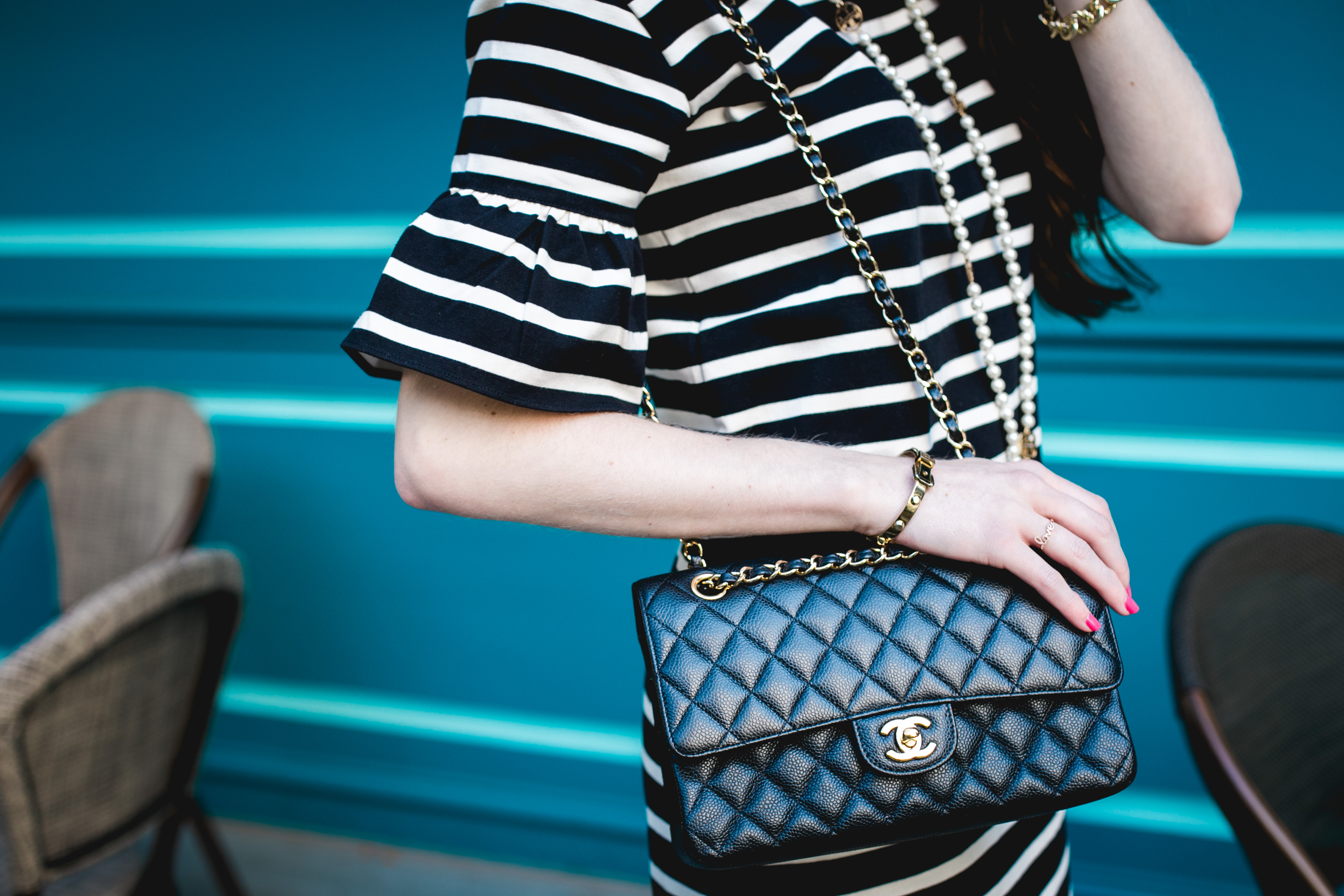 black-chanel-purse
