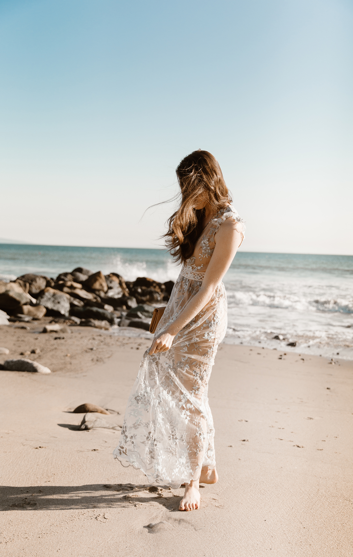 What to wear to a beach wedding